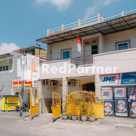 סוראבאיה We Stay Residence Redpartner מראה חיצוני תמונה