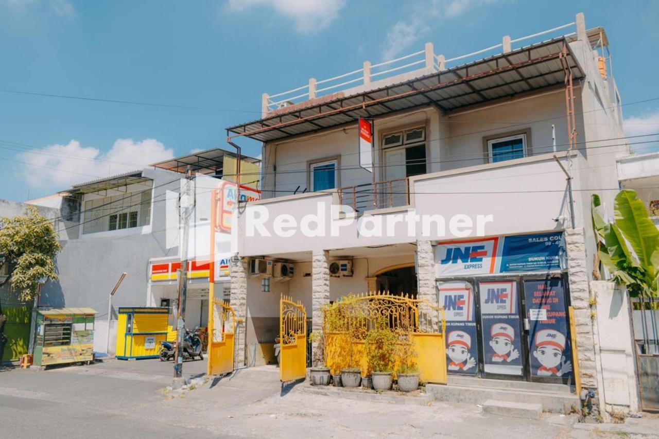 סוראבאיה We Stay Residence Redpartner מראה חיצוני תמונה