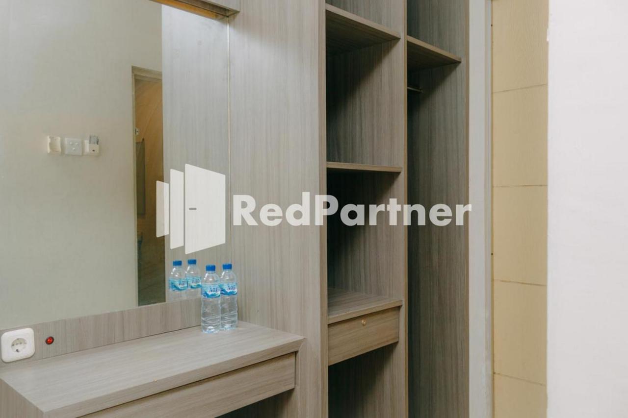 סוראבאיה We Stay Residence Redpartner מראה חיצוני תמונה